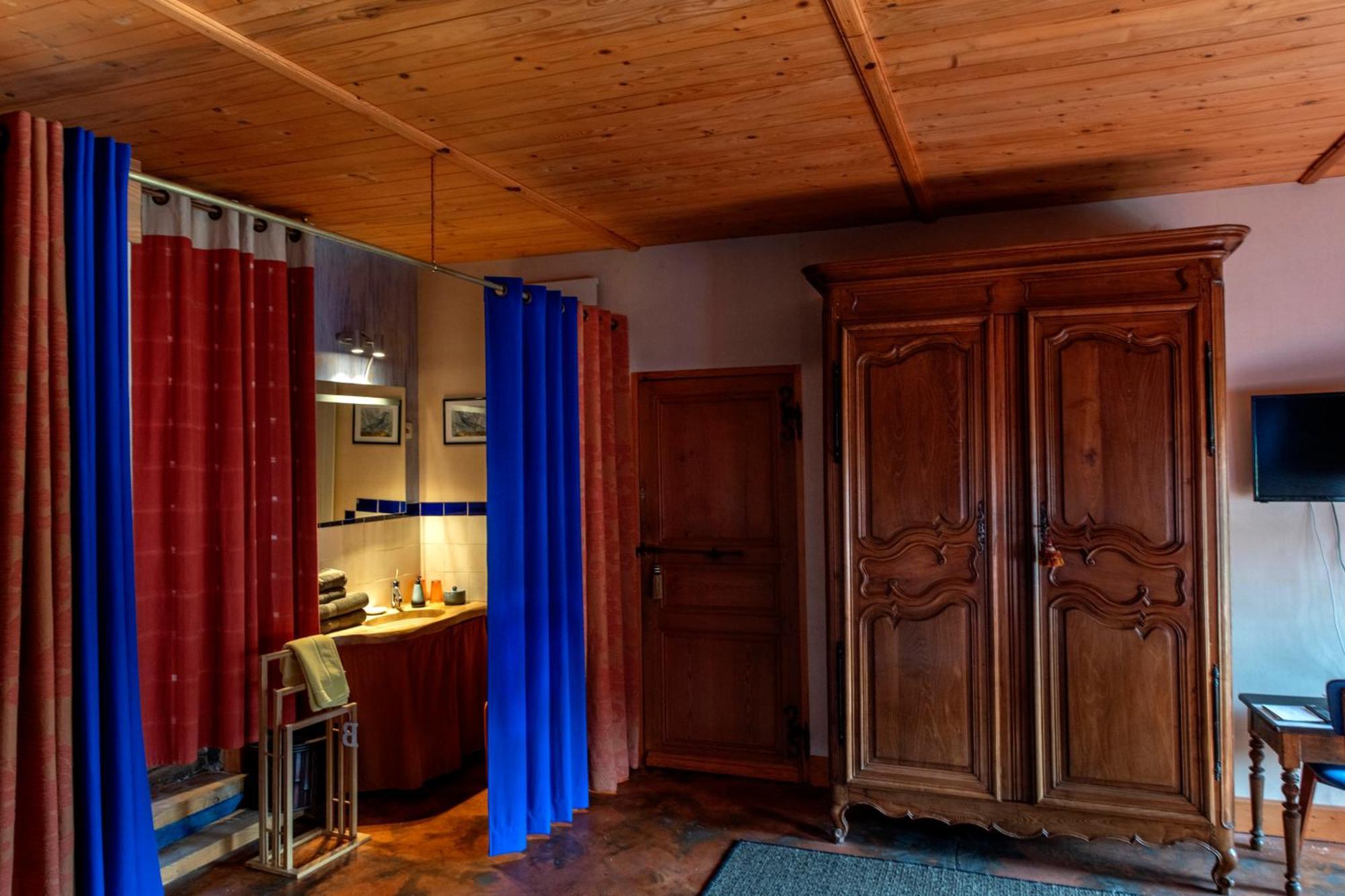 Chambre D'Hotes Et Gites Du Tapissier Polignac  Exterior foto